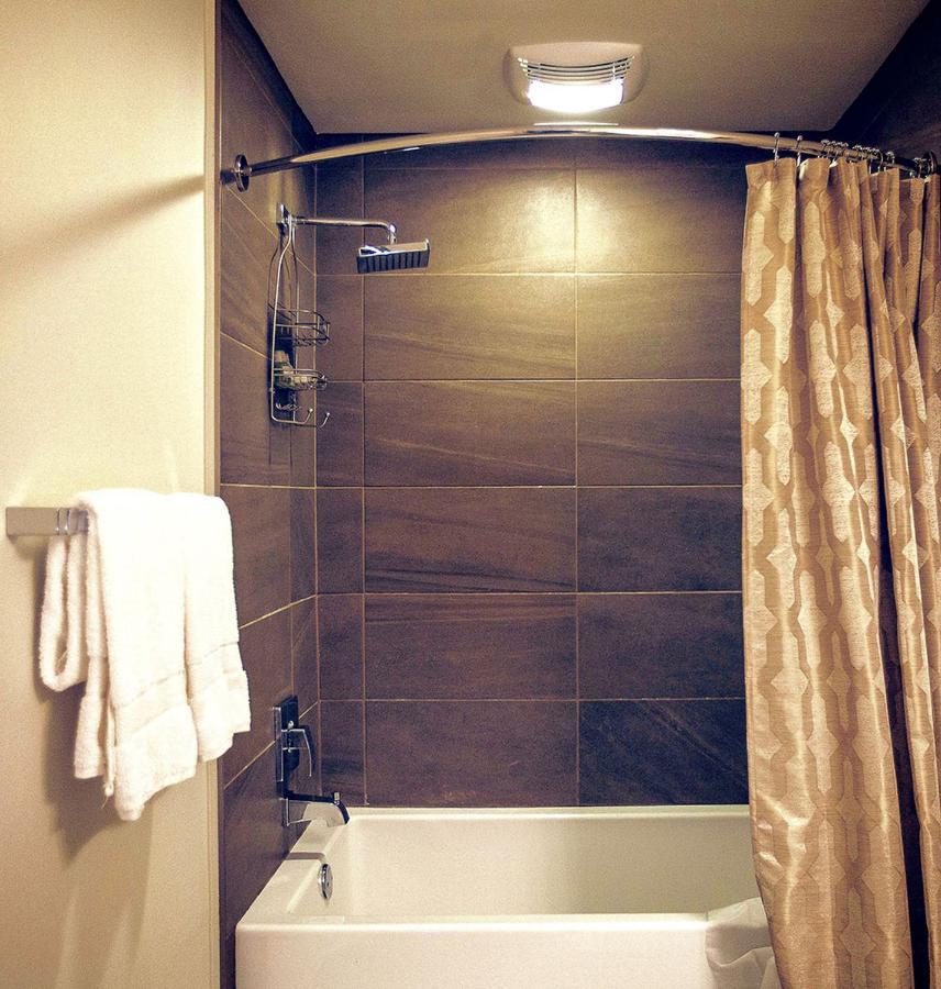 2 Bedroom 2 Bathroom Masterpiece With Pool Los Ángeles